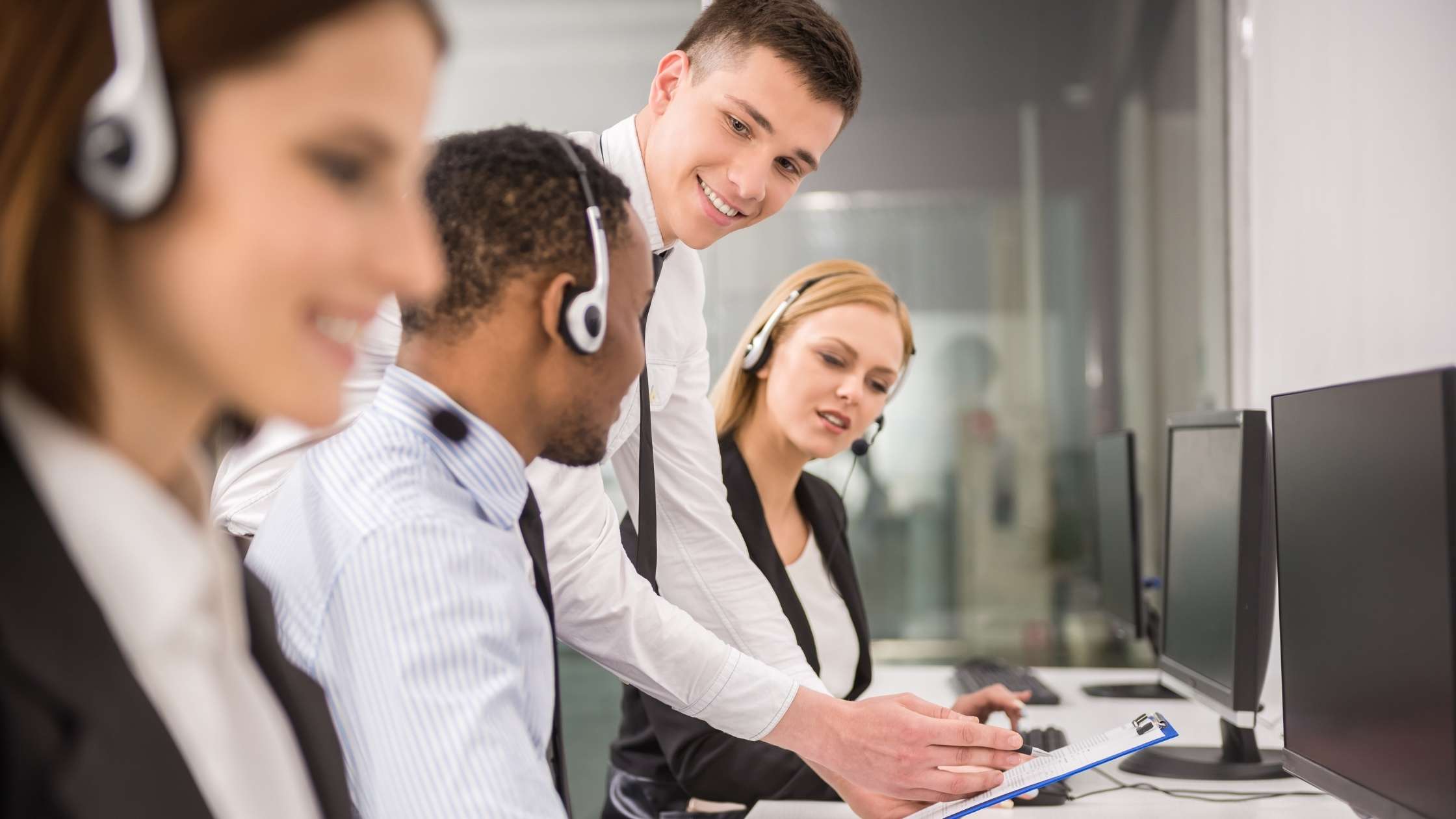 Top 5 Call Center Monitoring Software for 2022